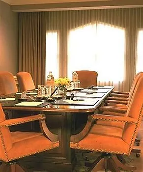 La Grande Residence At The Sutton Place Hotel 